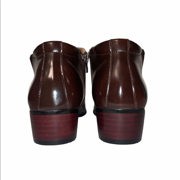 Sold! - Picture 6 of 7